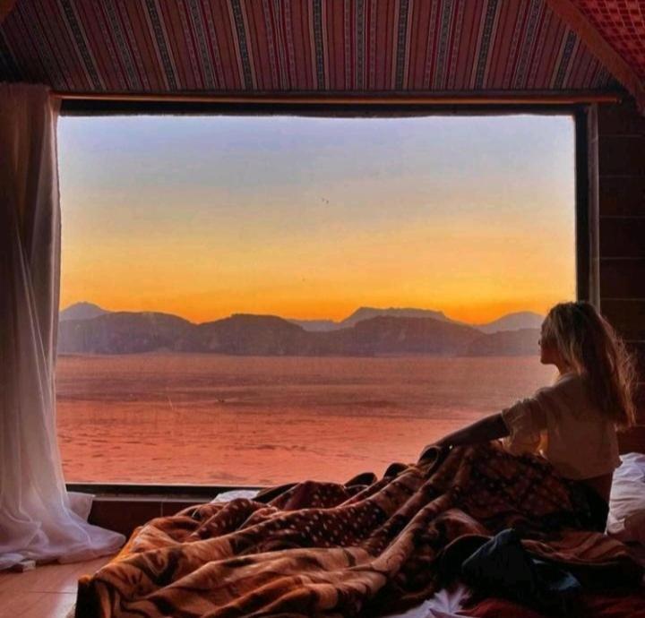 Saleem With Jeep Tour Apartment Wadi Rum Luaran gambar