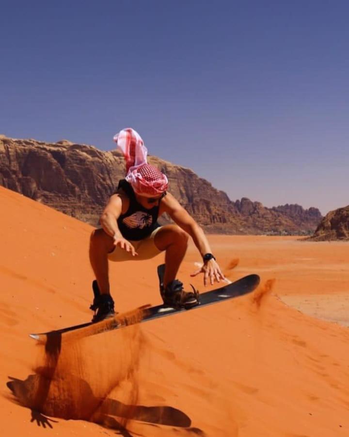 Saleem With Jeep Tour Apartment Wadi Rum Luaran gambar